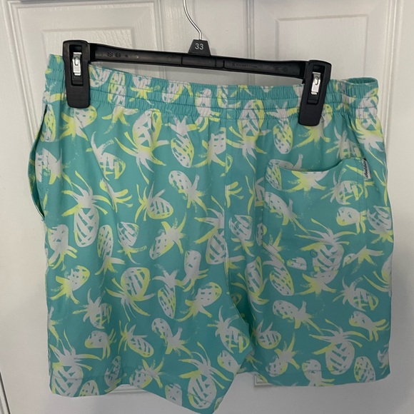 Men’s Large Chubbies bathing suit 5 inch inseam. - Picture 2 of 2
